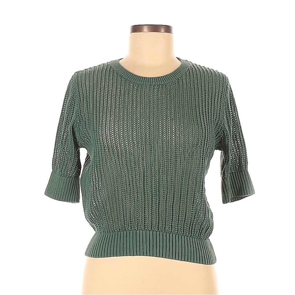 Pull over sweater